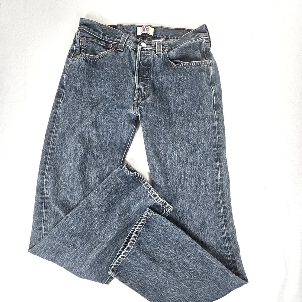 Levis 501 Original Mens 31x32 Blue Denim Straight Leg Button Fly Jeans 005010194
